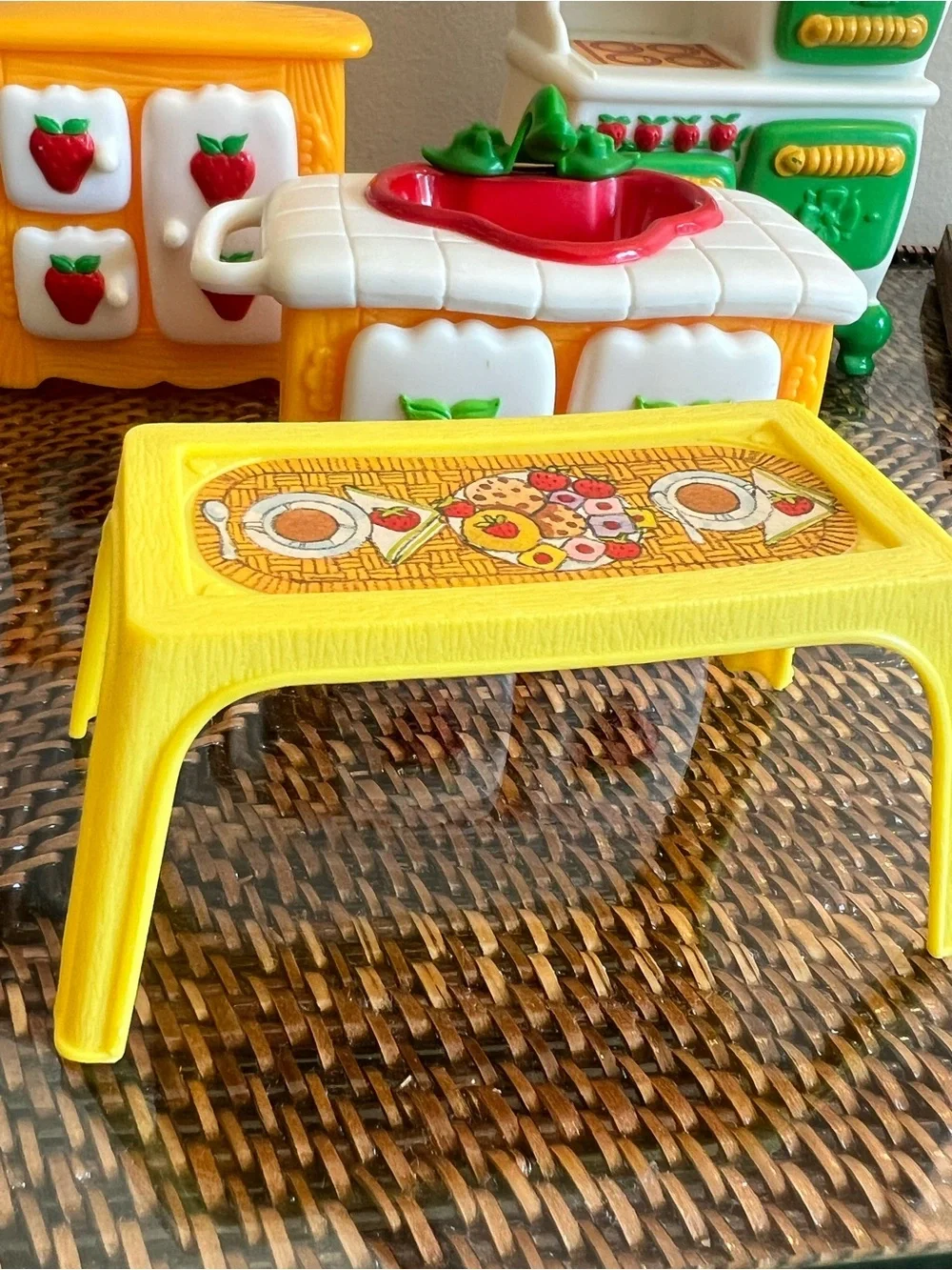 Vintage Strawberry Shortcake Berry Happy Home Kitchen 5 Pieces 1980s